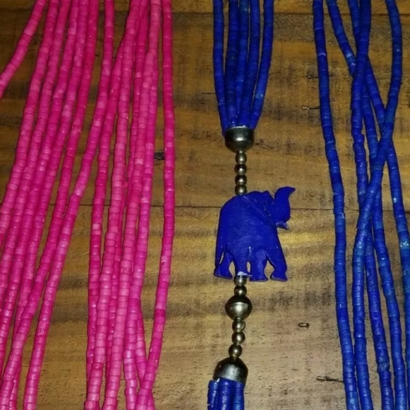 2 VINTAGE LONG FLAPPER FAUX PUKA SHELLS NECKLACES - Picture 3 of 4